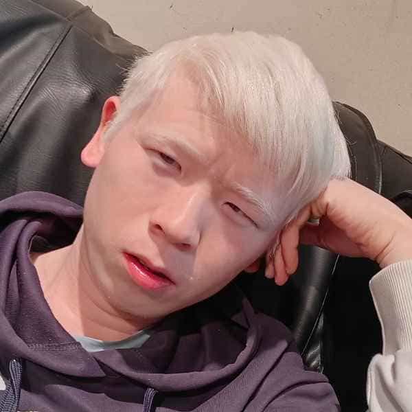 贵州31岁单身帅哥真诚找对象-抚顺征婚相亲网